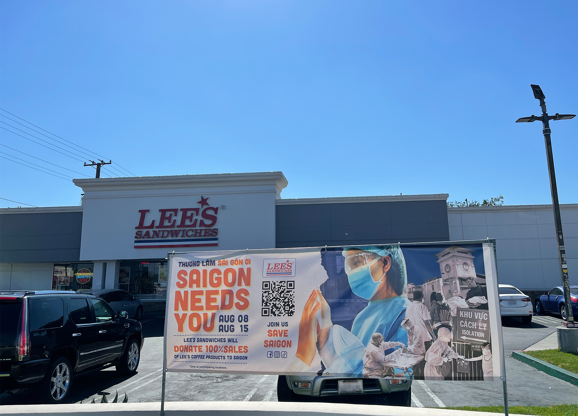 Công ty Lee’s Sandwiches quyên góp 100.000 USD ủng hộ đồng bào miền TrungNgười Việt ở Little Saigon gây quỹ giúp đồng bào quốc nội bị COVID-19Công ty Lee’s Sandwiches quyên góp 100.000 USD ủng hộ đồng bào miền Trung